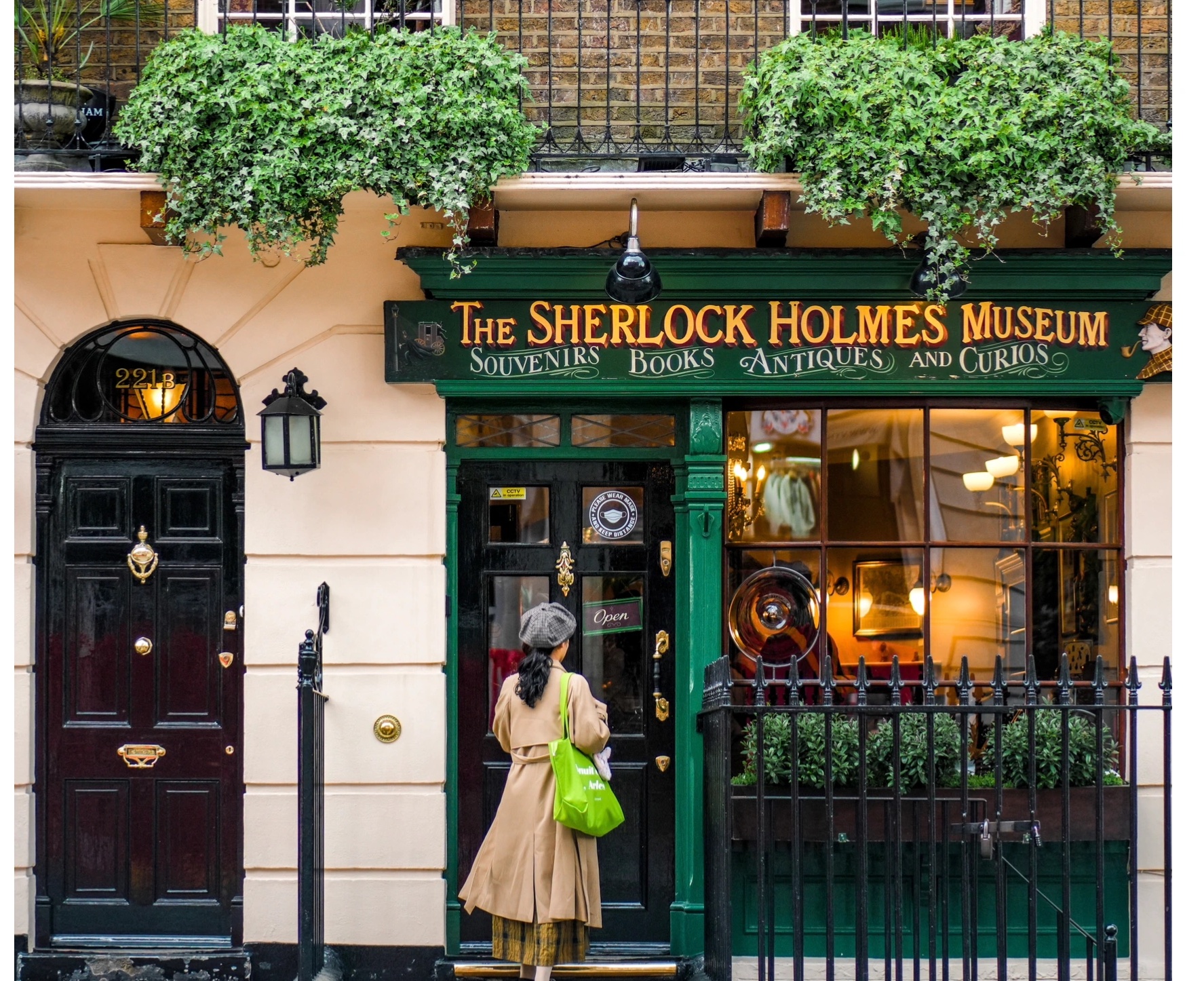 London's Classic Photo-Op Routes -- A Lazy Traveler's Guide to the UK's Capital